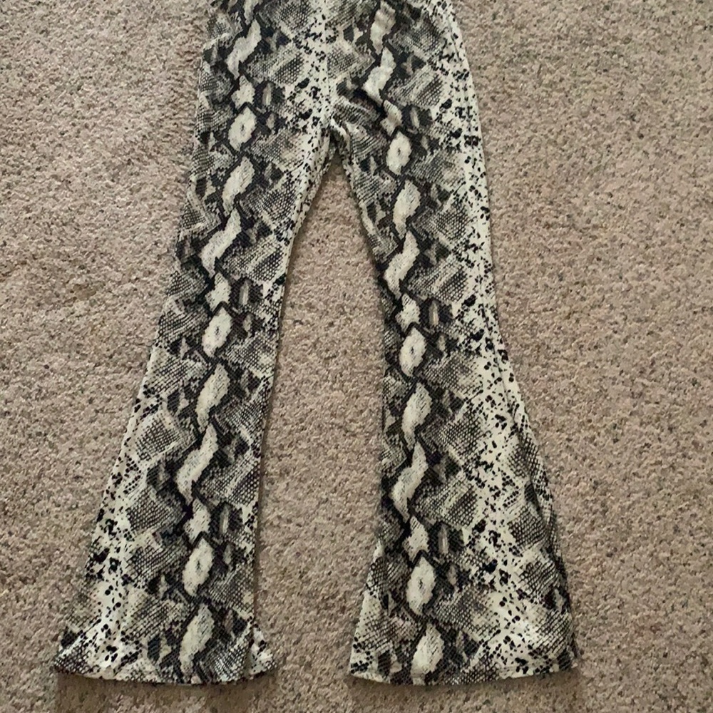 Comfortable snake skin flare pants